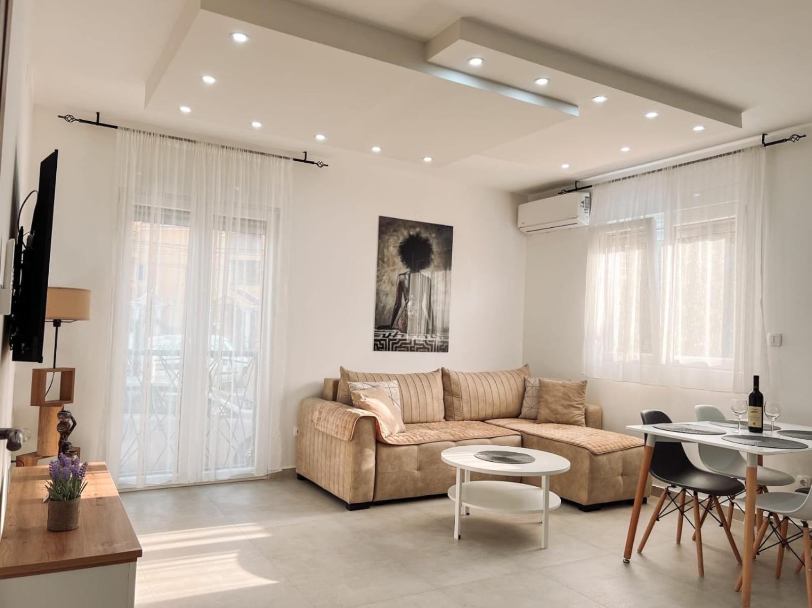 M&N Residence ติวัต ภายนอก รูปภาพ
